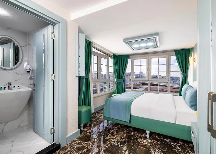 Santa Rio Gold Taxim 3* İstanbul